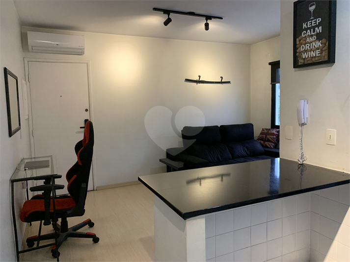 Foto REO1115757