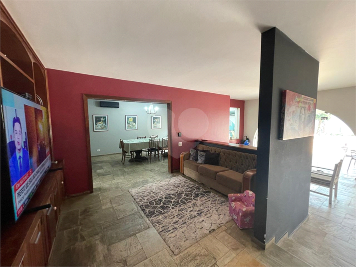 Foto REO1115764