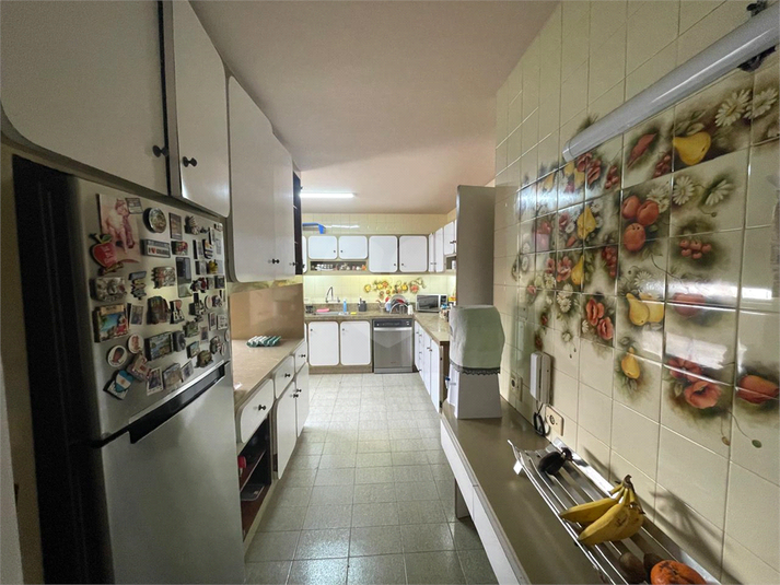 Foto REO1115764