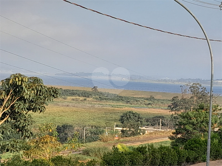 Foto REO1115769