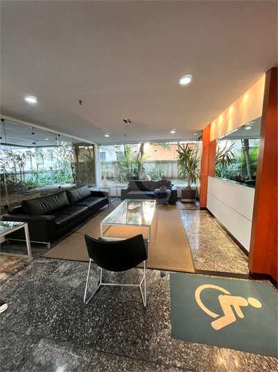 Foto REO1115778