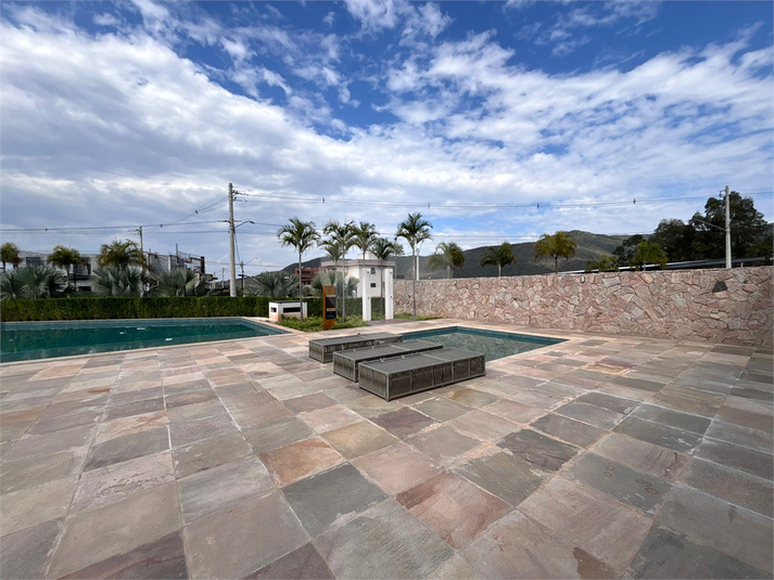 Foto REO1115784