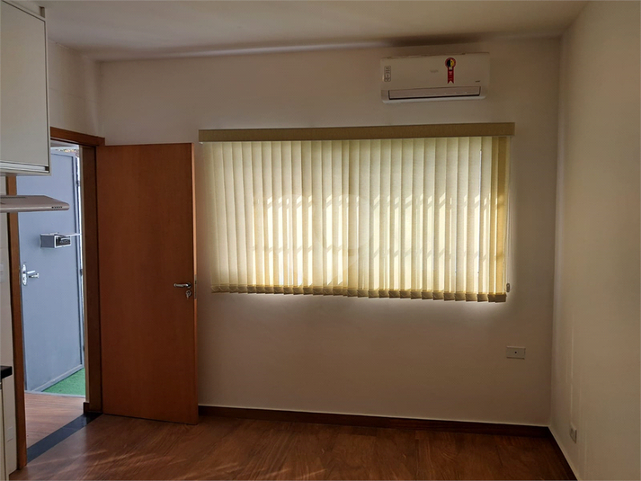 Foto REO1115790