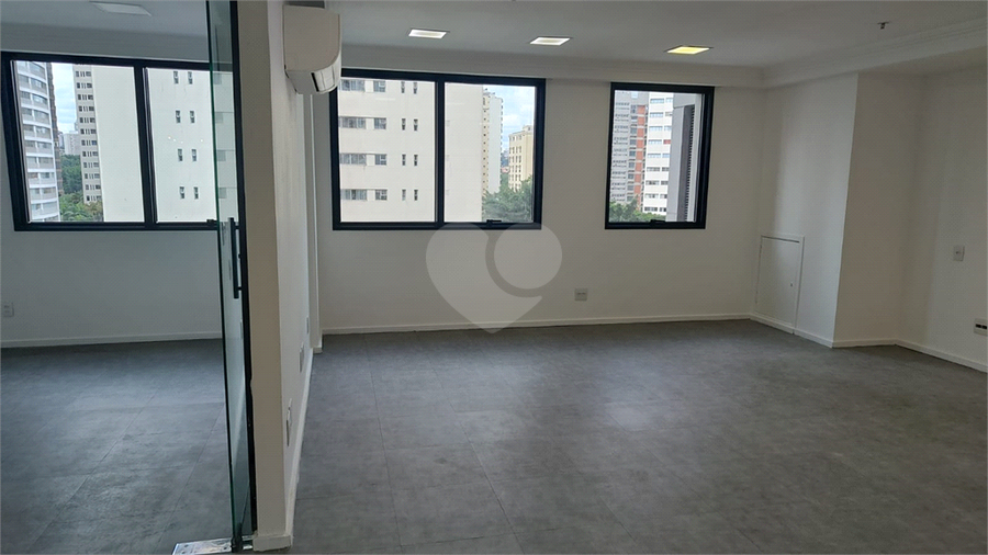 Foto REO1115795