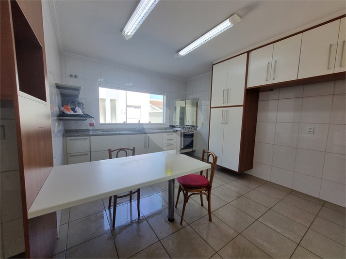 Foto REO1115798