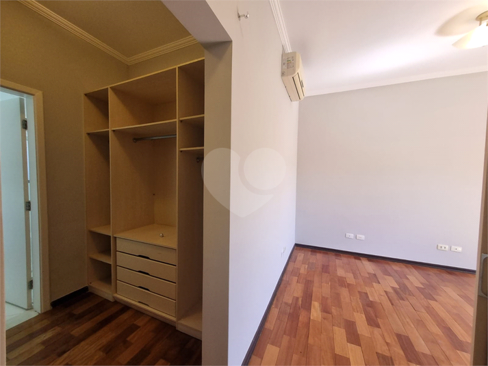 Foto REO1115798