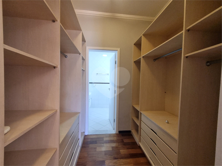Foto REO1115798