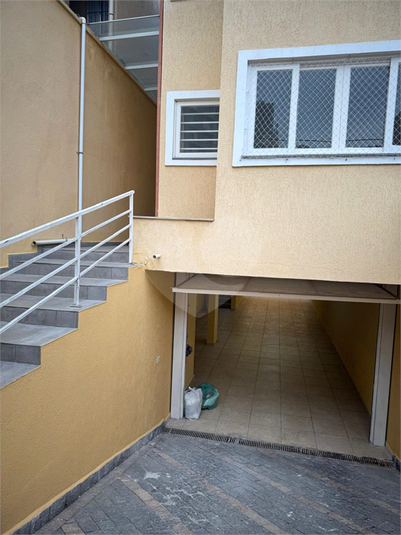 Foto REO1115806