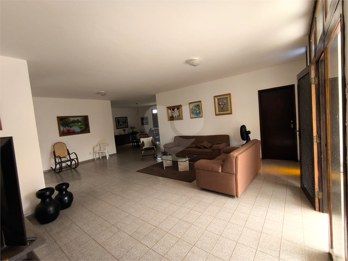 Foto REO1115818