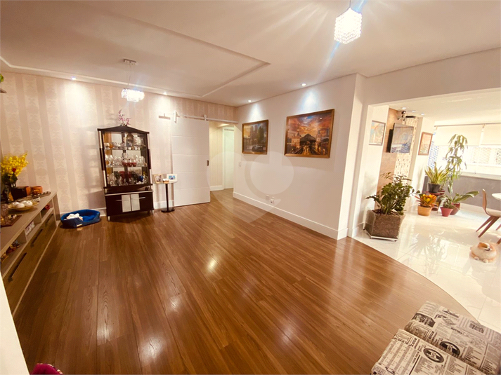 Foto REO1115838