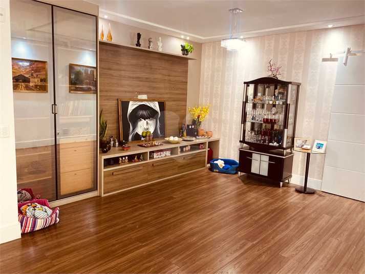 Foto REO1115838