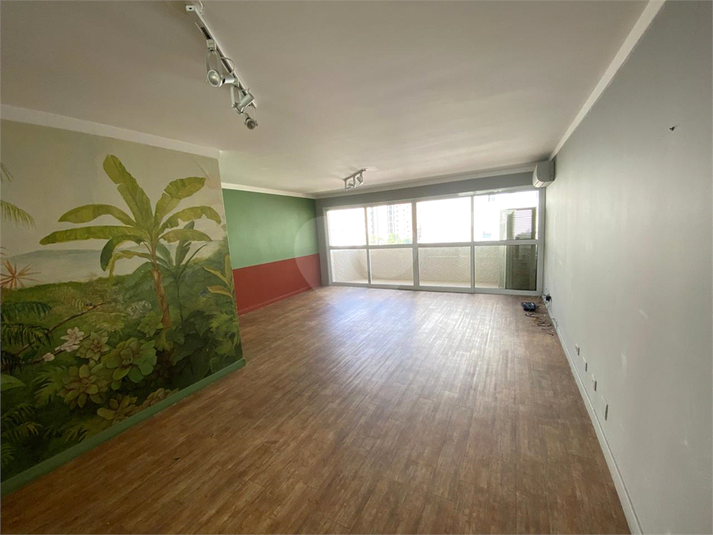 Foto REO1115842