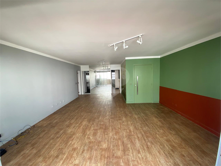 Foto REO1115842