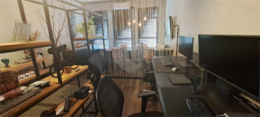 Foto REO1115843