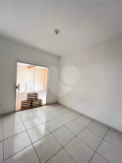 Foto REO1115846