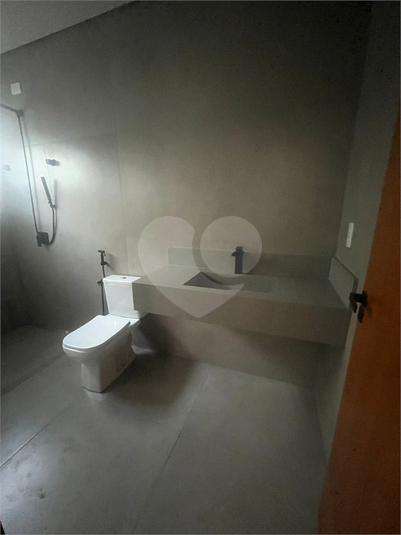 Foto REO1115852