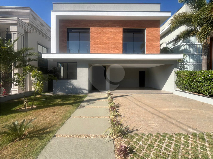 Foto REO1115852