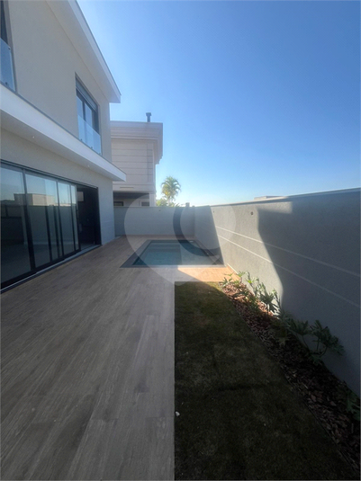 Foto REO1115852