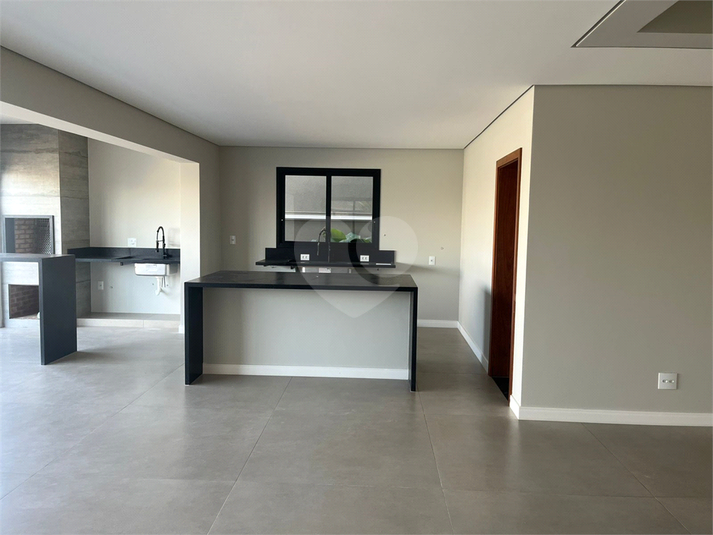 Foto REO1115852