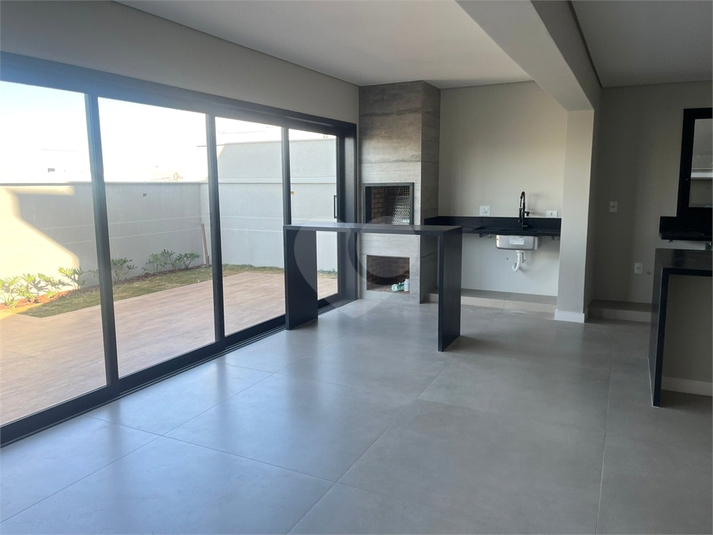 Foto REO1115852