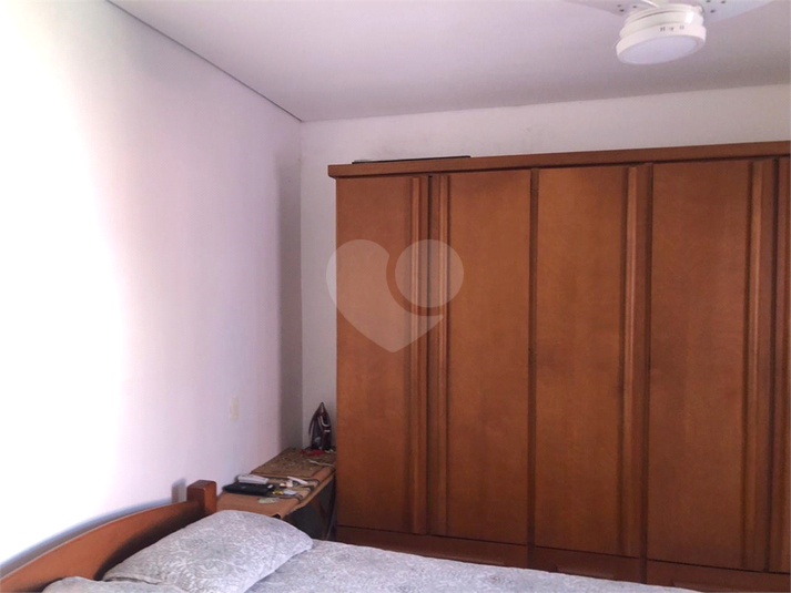 Foto REO1115857