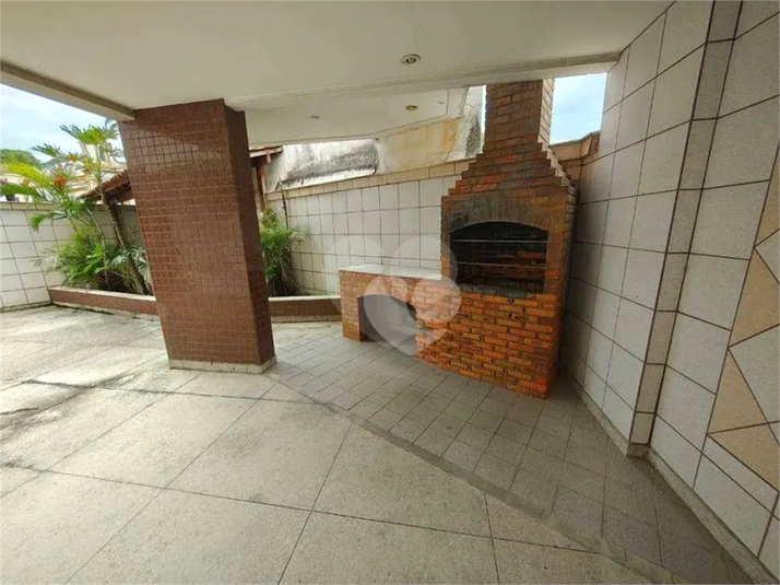 Foto REO1115859