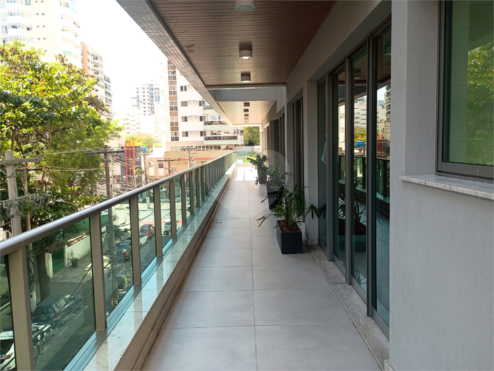 Foto REO1115866