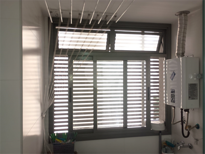 Foto REO1115866