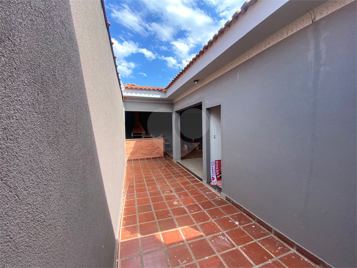 Foto REO1115868
