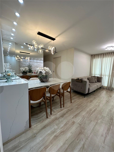 Foto REO1115870