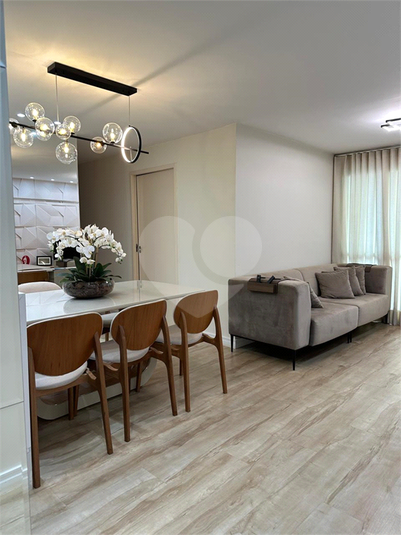 Foto REO1115870