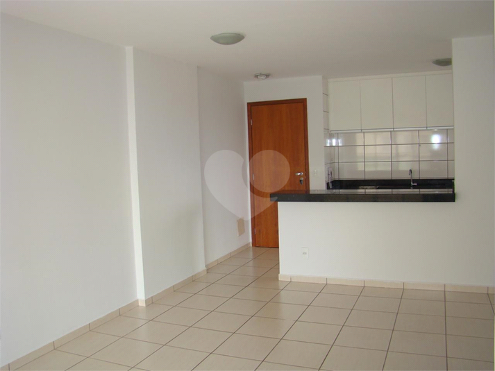 Foto REO1115870