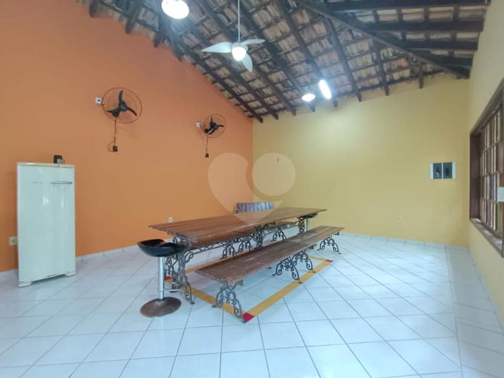 Foto REO1115872