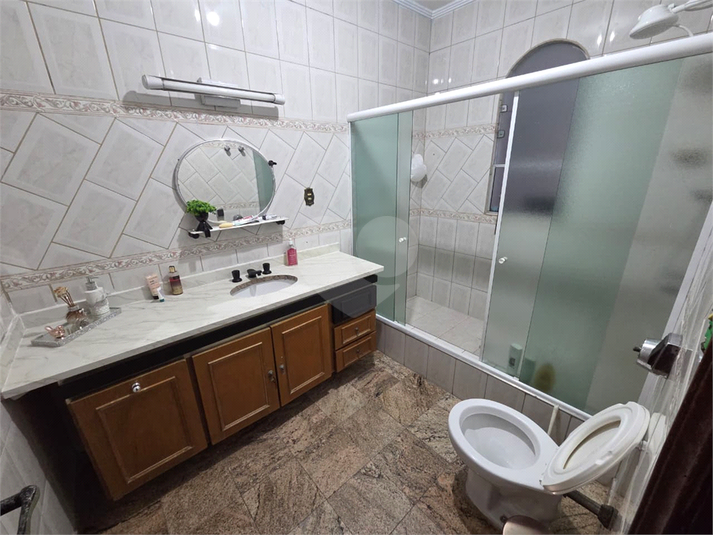Foto REO1115876