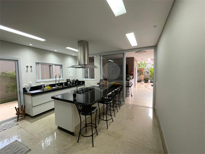 Foto REO1115880