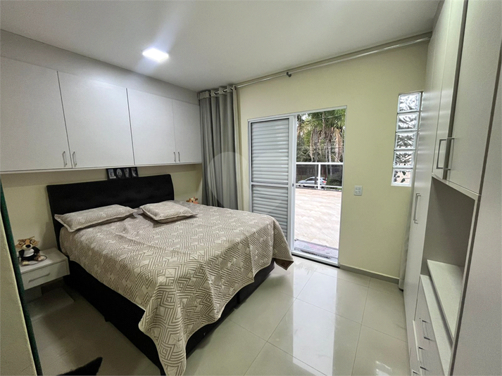 Foto REO1115885
