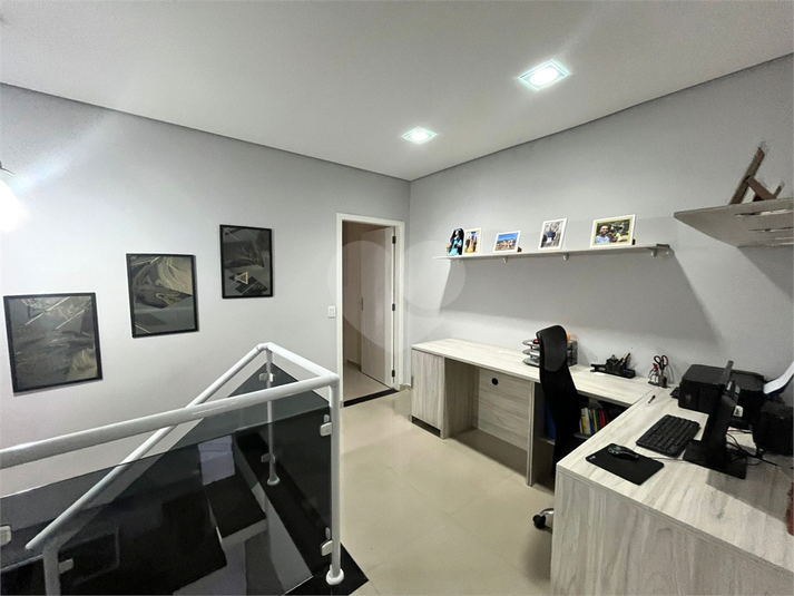 Foto REO1115885