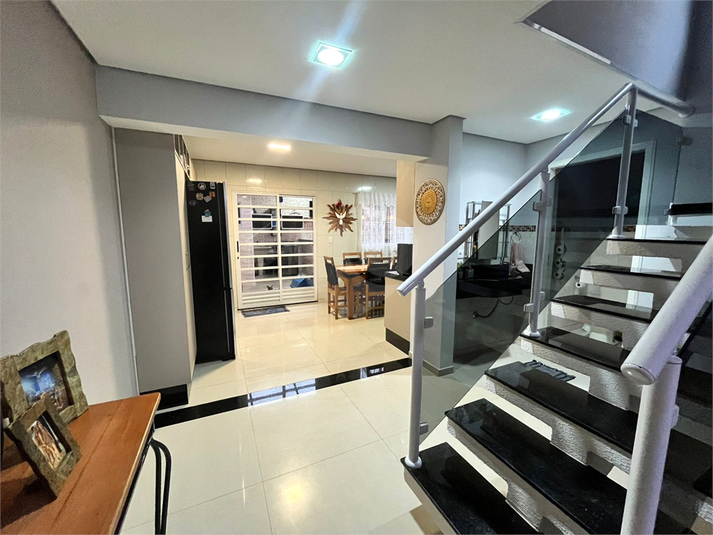 Foto REO1115885