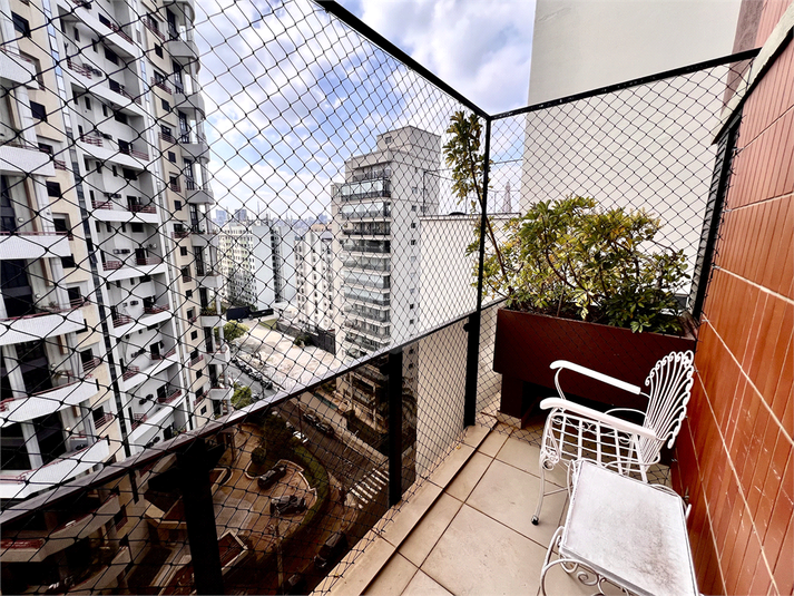 Foto REO1115886