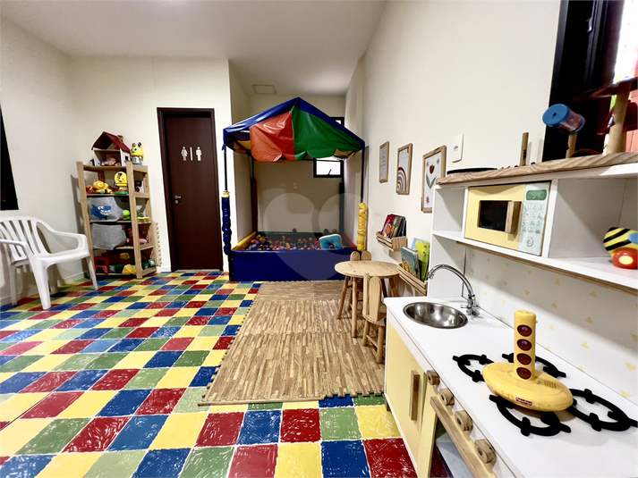 Foto REO1115886