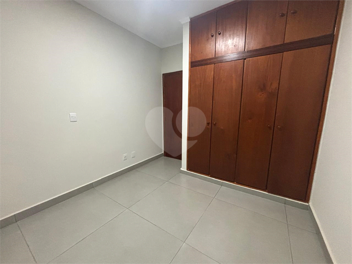 Foto REO1115888