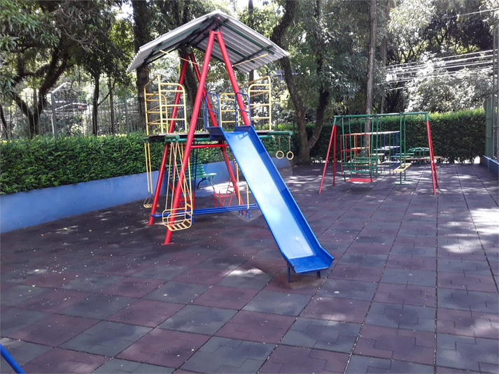 Foto REO1115889