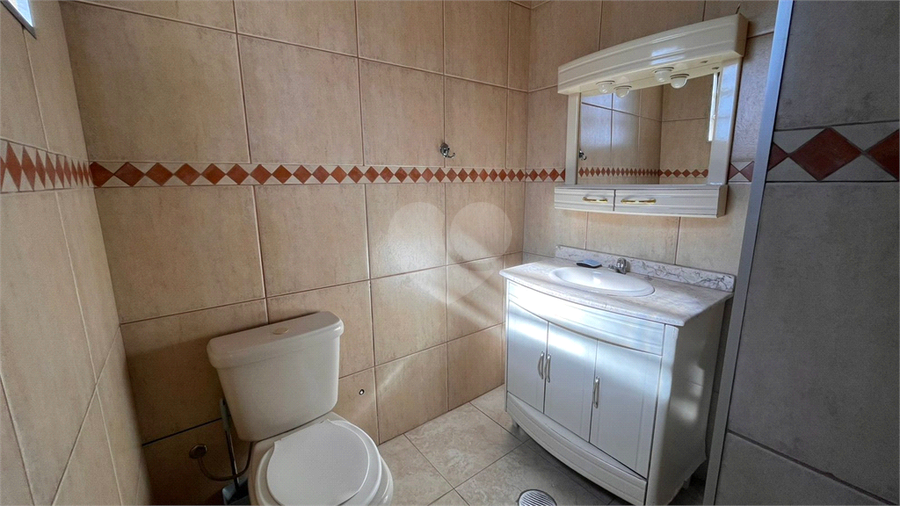 Foto REO1115891