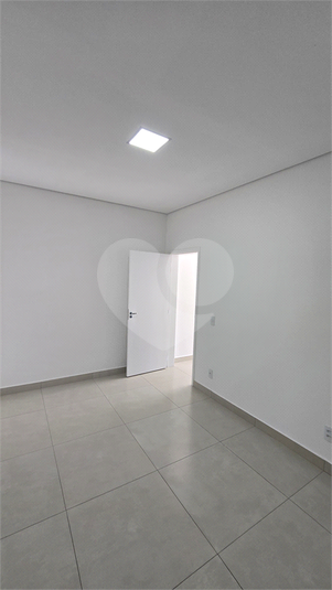 Foto REO1115896