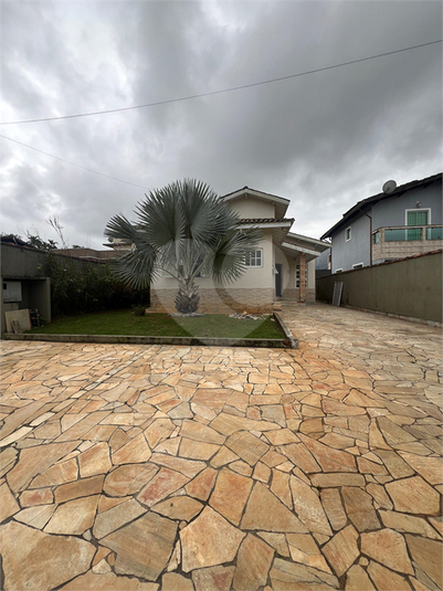 Foto REO1115898