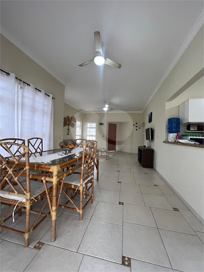 Foto REO1115898