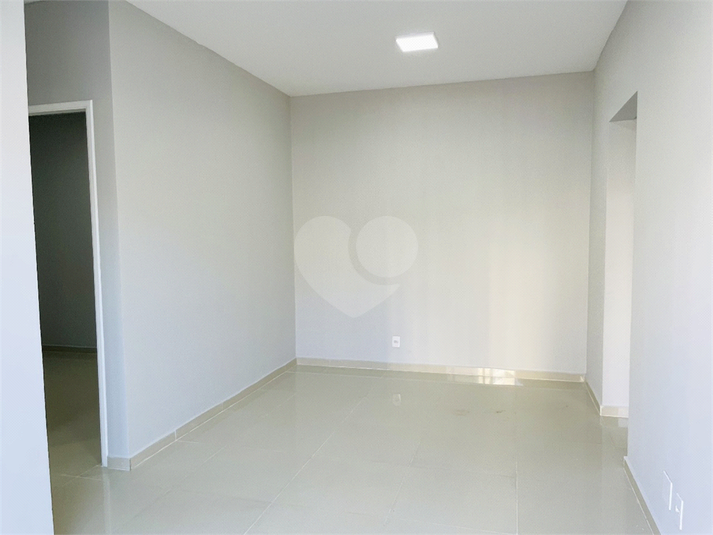 Foto REO1115909