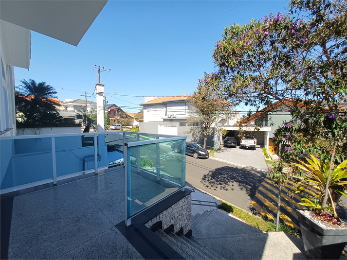 Foto REO1115914