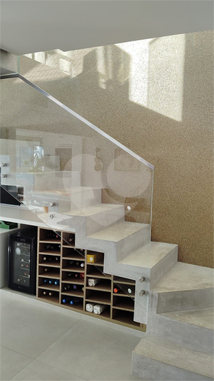 Foto REO1115928