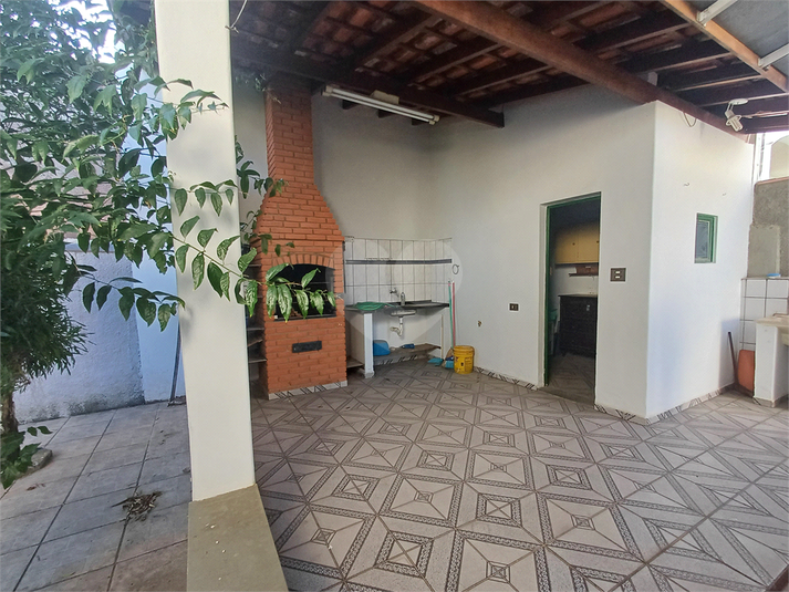Foto REO1115935